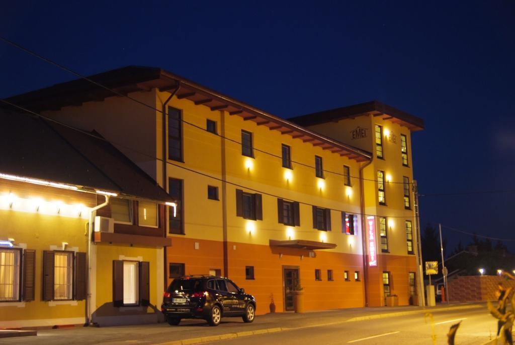 Hotel Vila Emei Maribor Exterior foto