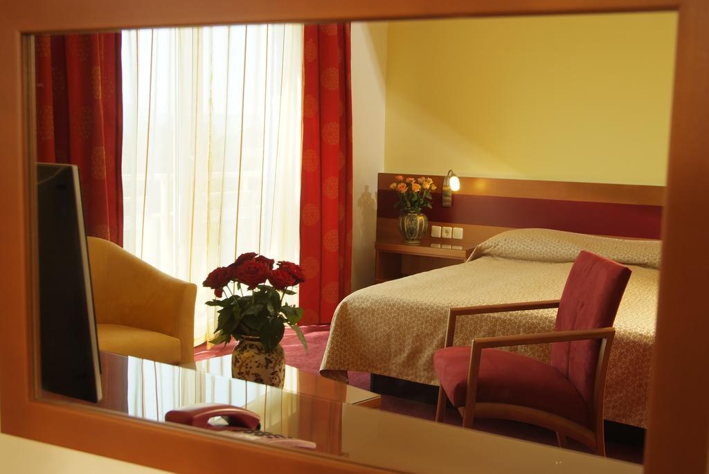 Hotel Vila Emei Maribor Exterior foto