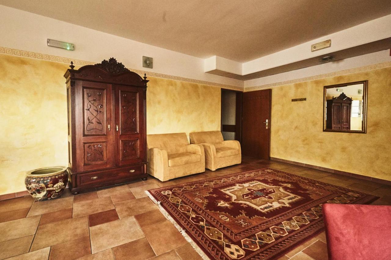 Hotel Vila Emei Maribor Exterior foto