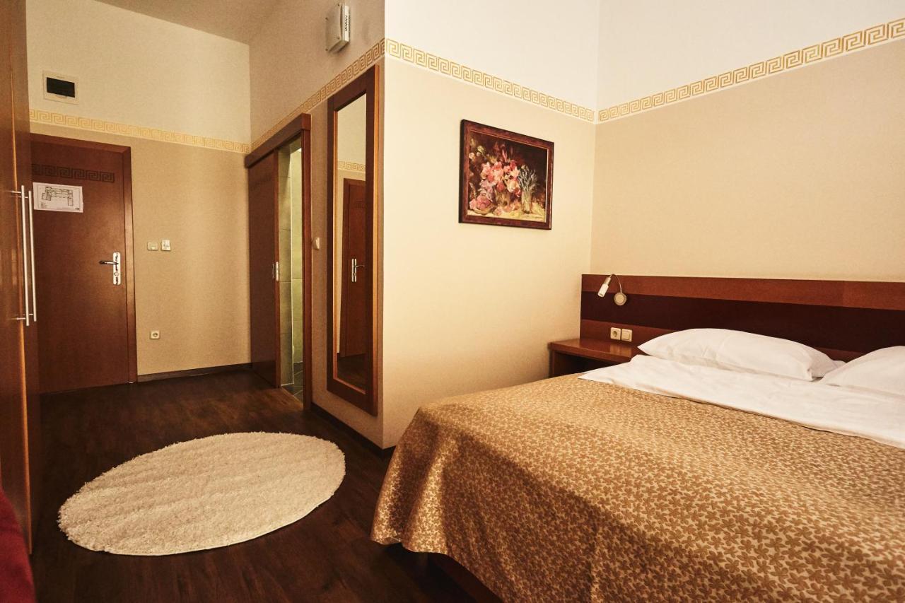 Hotel Vila Emei Maribor Exterior foto